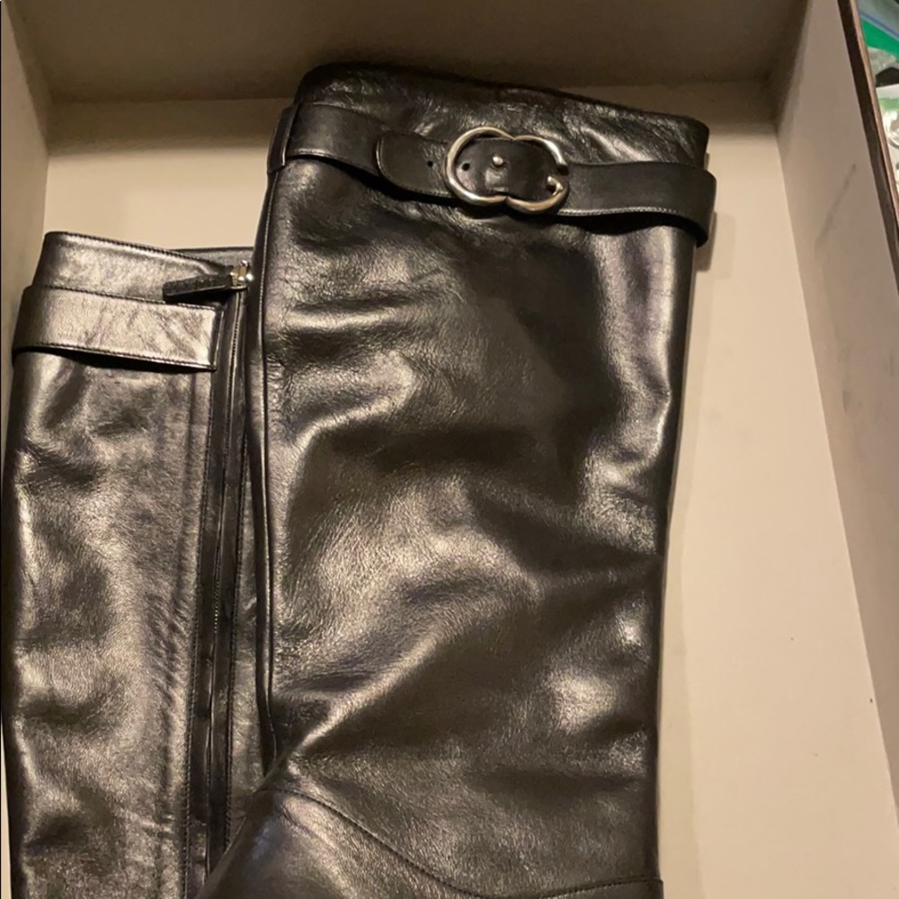 New Gucci women’s boots (size 39.5)